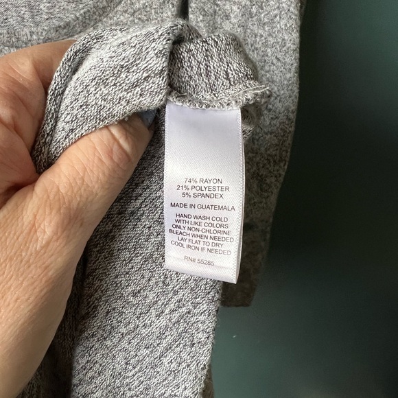 Express Tops - Picture 5 of 13